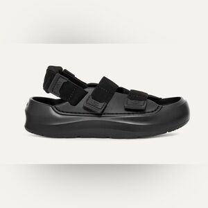 Ugg Stratus Sandal